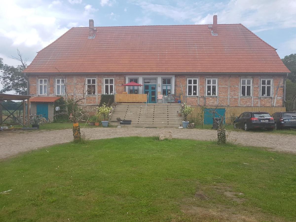 Gutshaus Pinnow Pinnow  Dış mekan fotoğraf