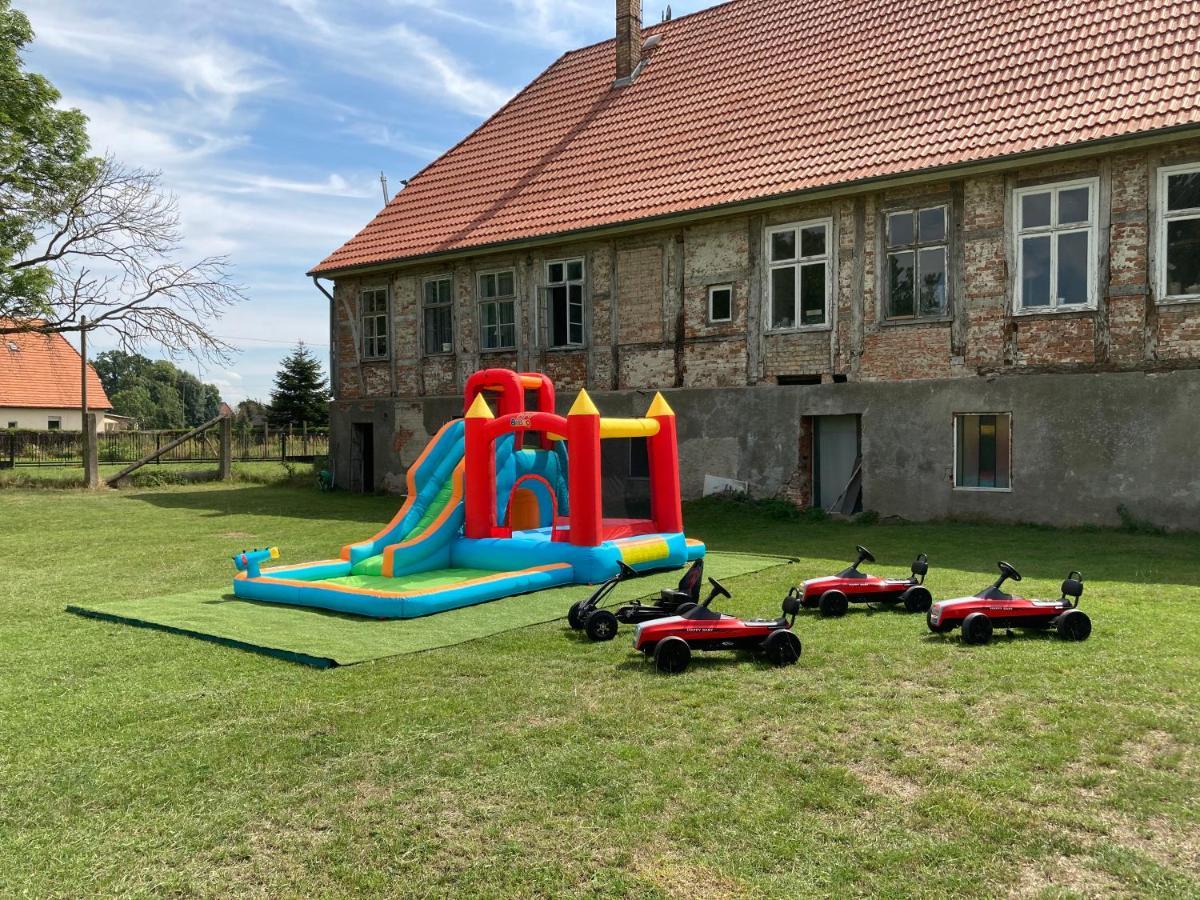Gutshaus Pinnow Pinnow  Dış mekan fotoğraf